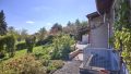 Terrasse mit Kellertreppe