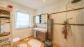 Badezimmer EG