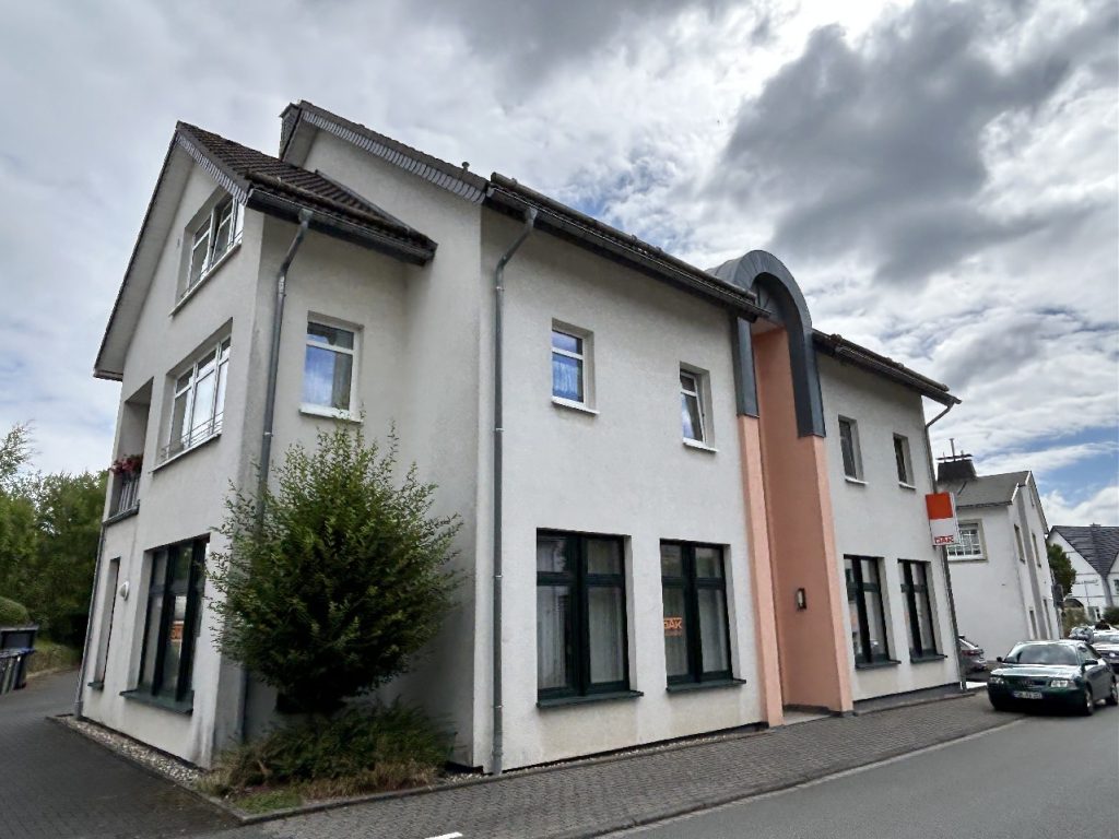 Straßenansicht