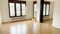Wohnbereich Blick Schlafzimmer und Balkon