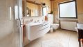 Badezimmer (OG)