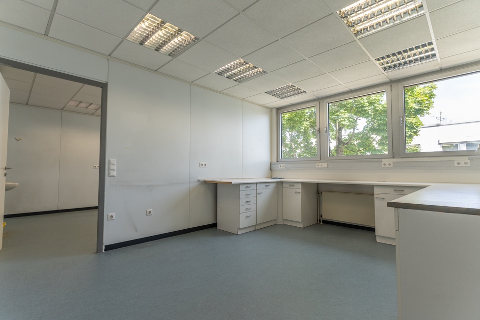 Weiteres Büro im OG