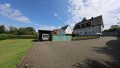 Rückansicht Garagen und Carport