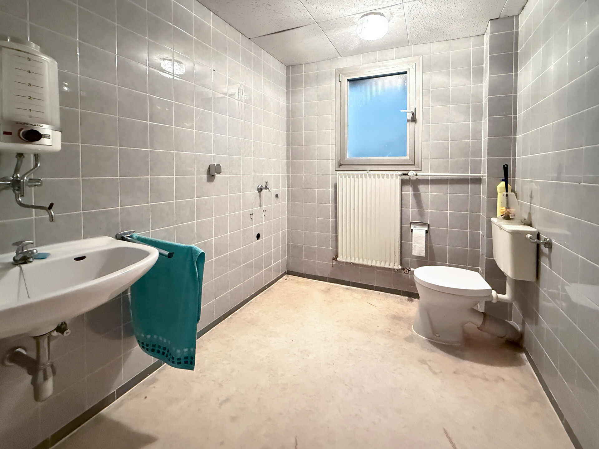 WC Laden EG