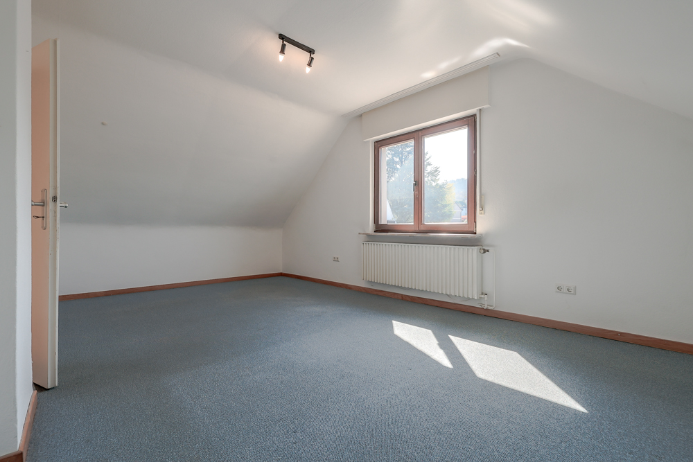 Zimmer 1 DG