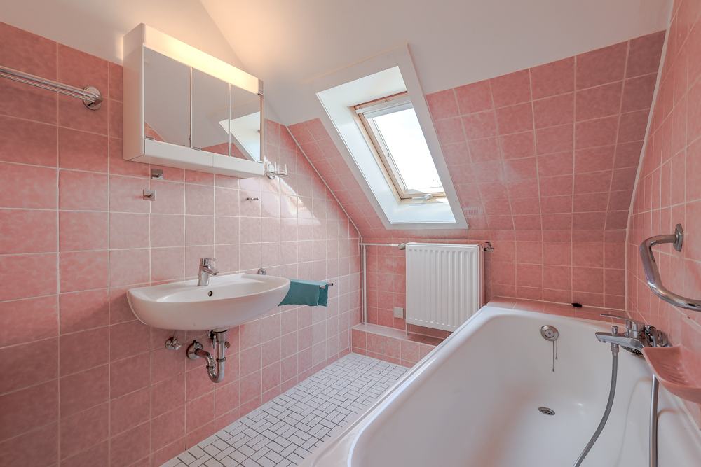 Badezimmer DG