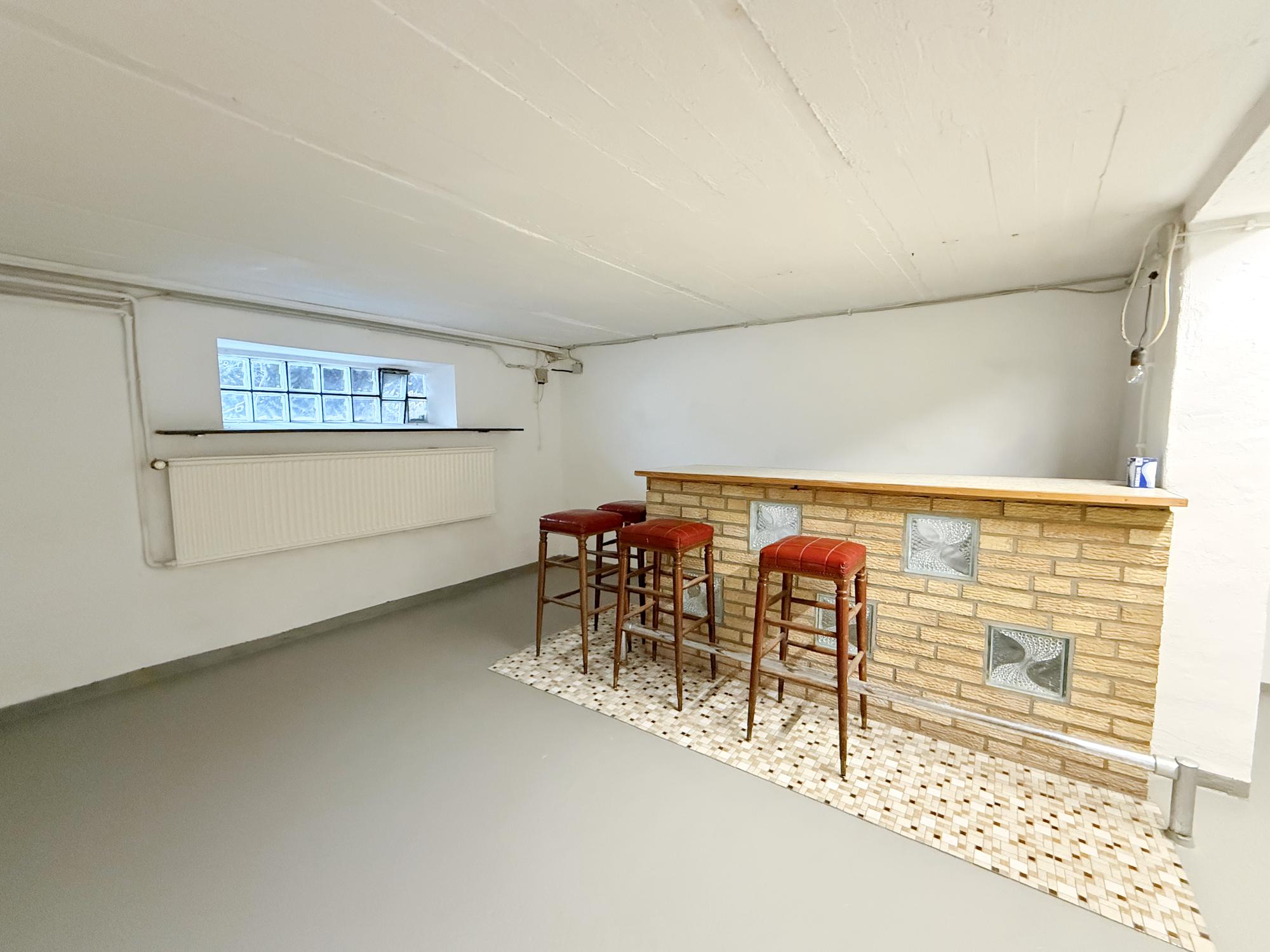 Kellerbar
