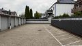 ... mit insgesamt 12 Garagen
