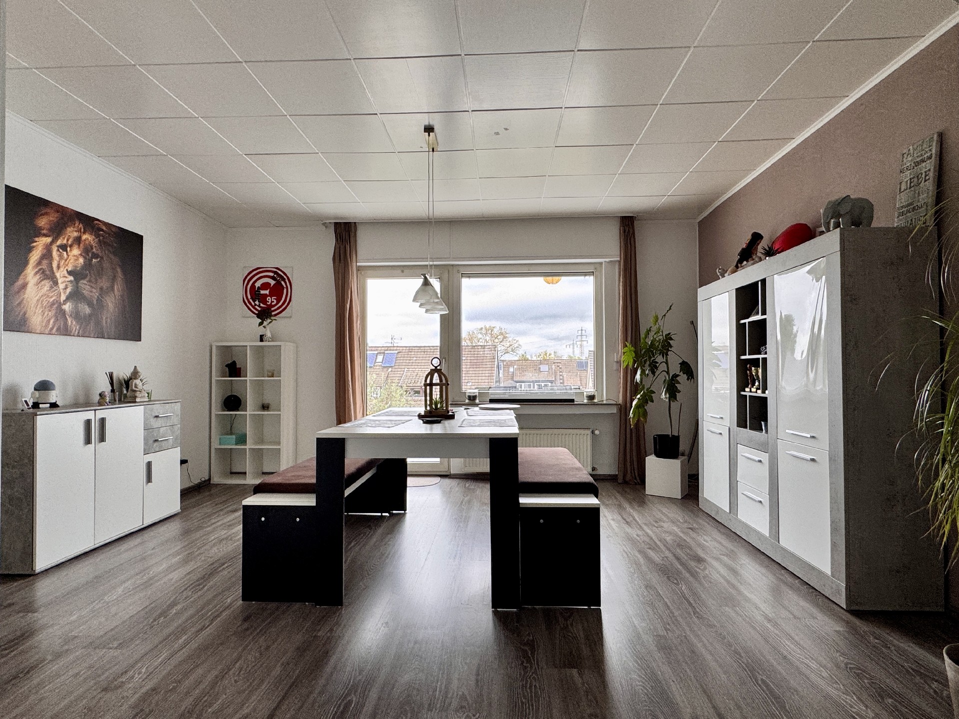 Wohn-/Esszimmer - EG