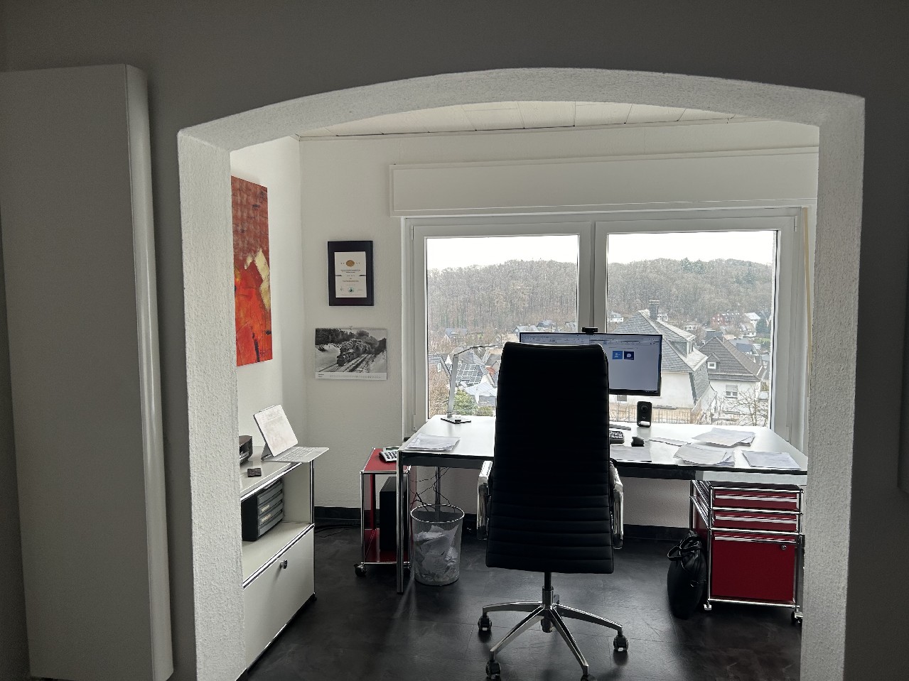 Zimmer EG derzeit Büronutzung