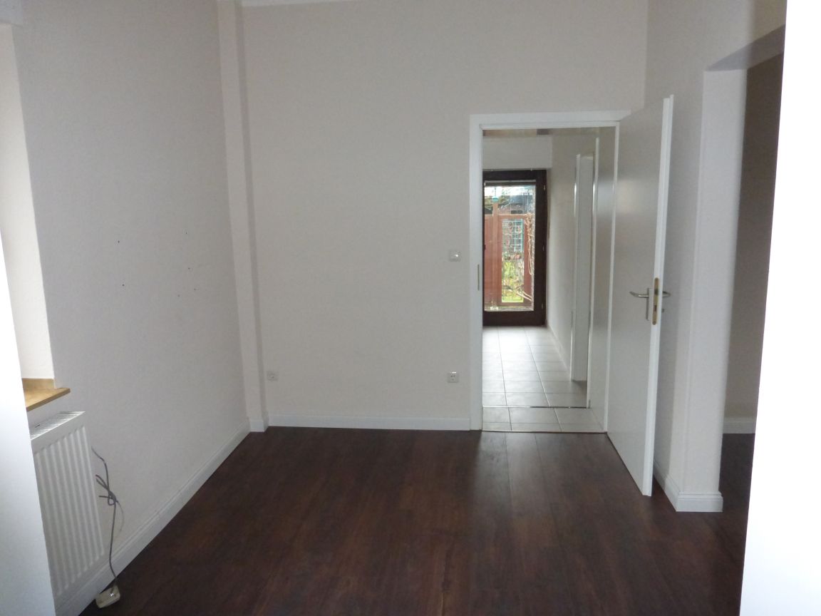 vorgelagerter Essplatz zur Küche