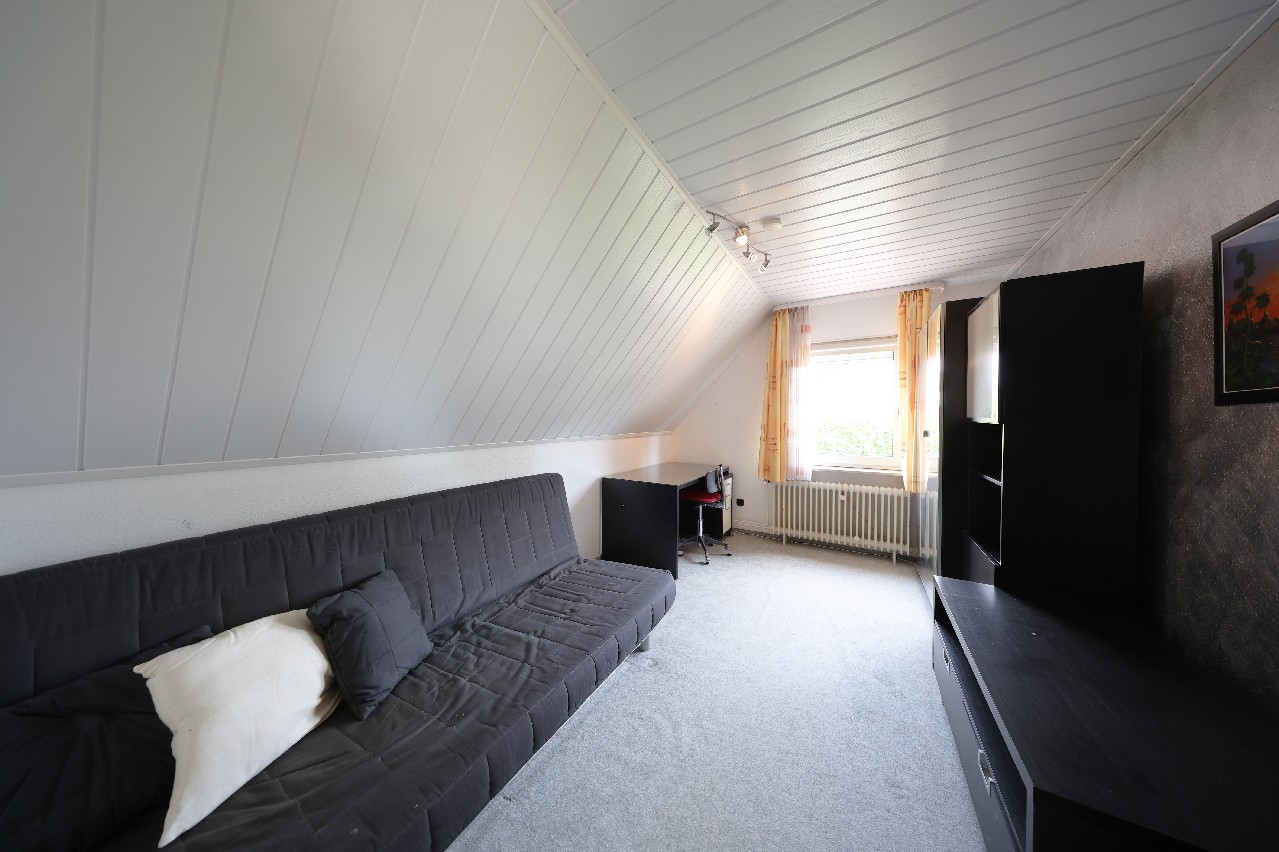 Zimmer 2 im Dachgeschoss