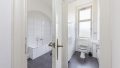 OG: Badezimmer mit separatem WC