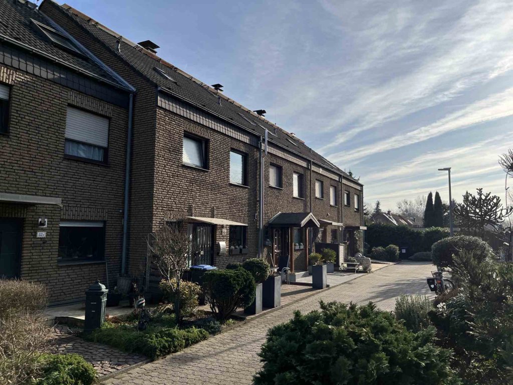 Modernes Reihenhaus in MO-Asberg