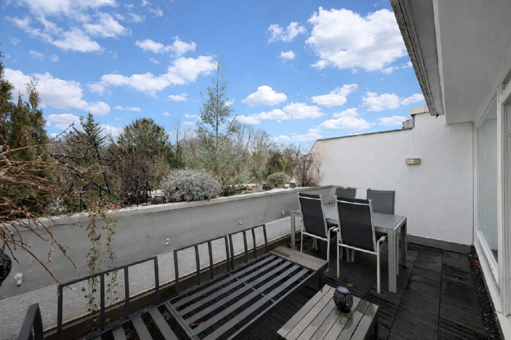 Traumhaft große Terrasse