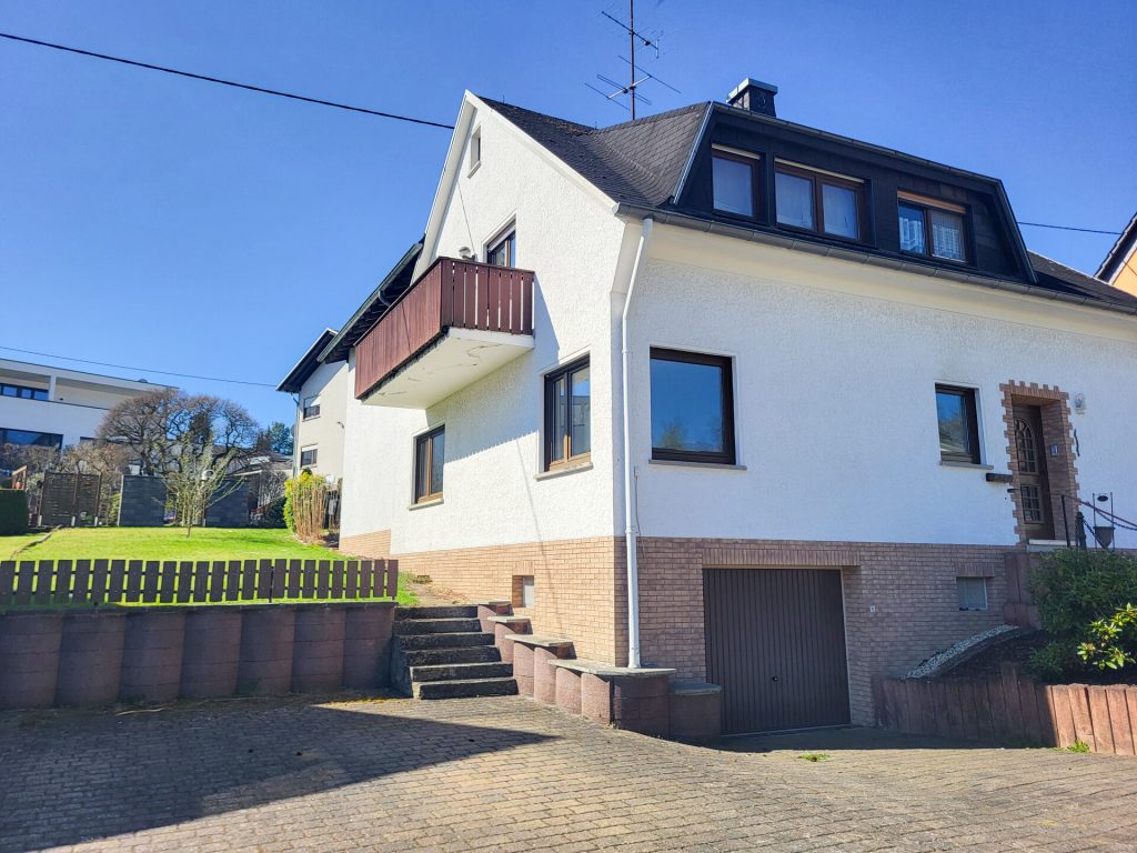 Seitliche Straßenansicht