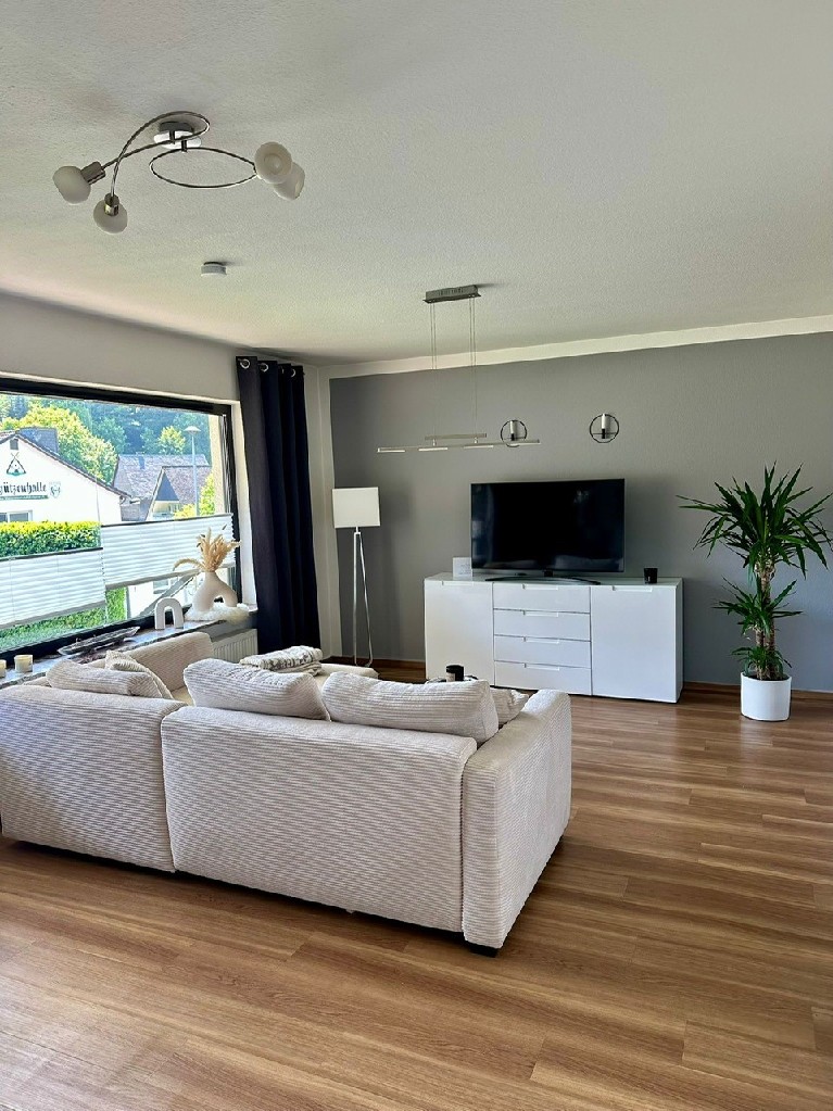 Wohnzimmer UG