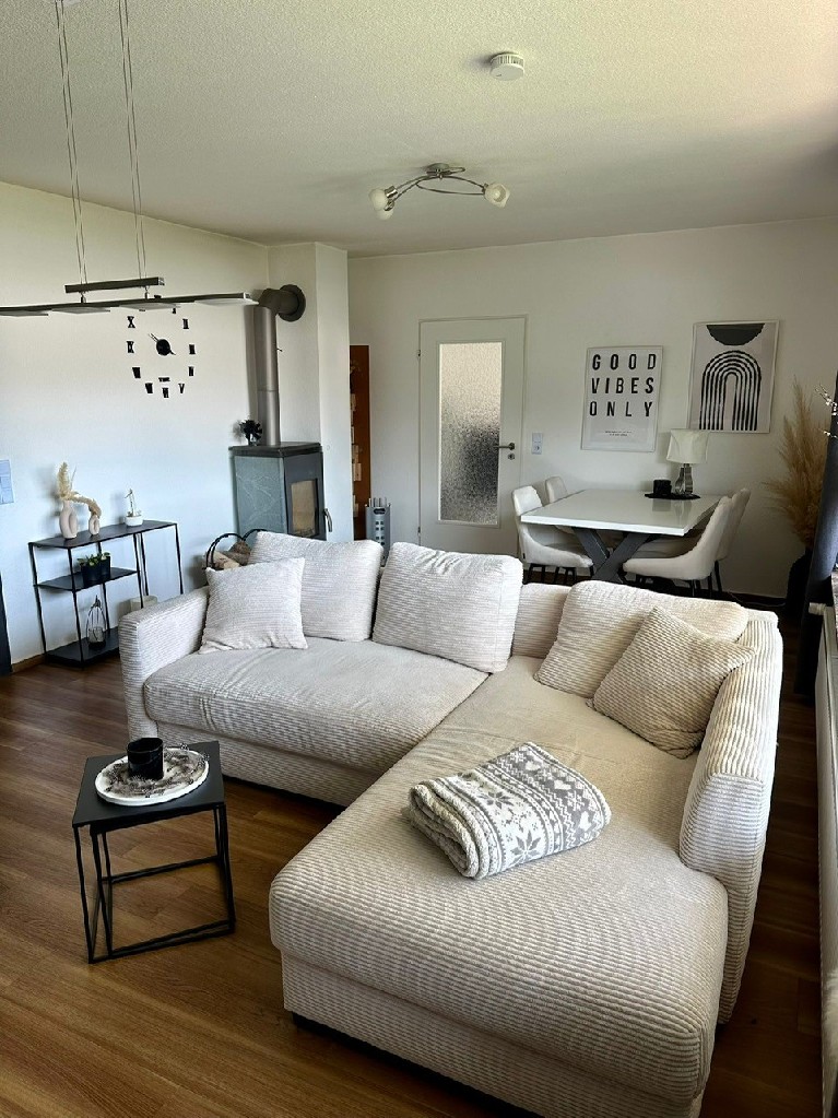 Wohnzimmer UG