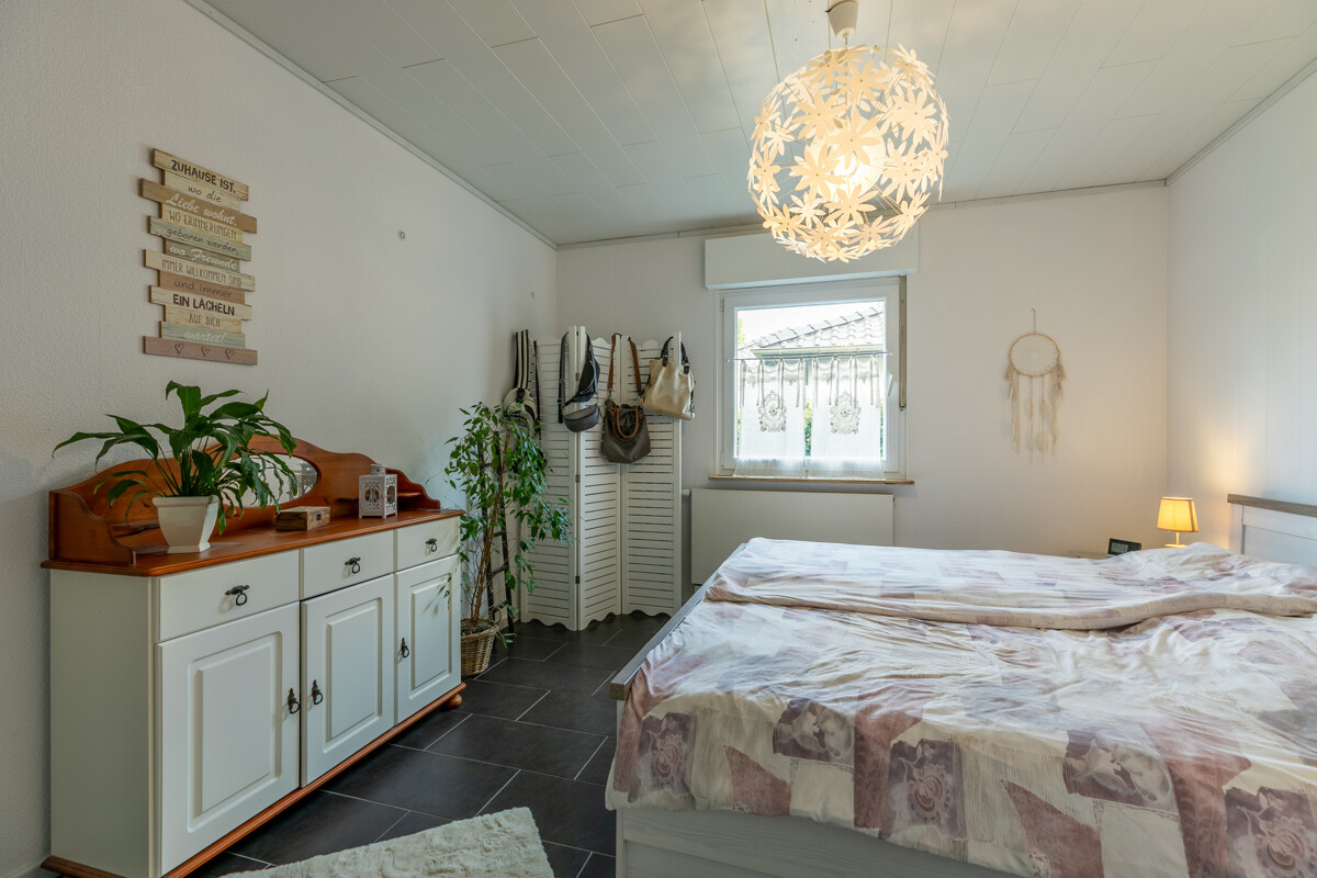 Schlafzimmer I