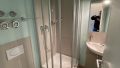 Gäste-WC mit Dusche
