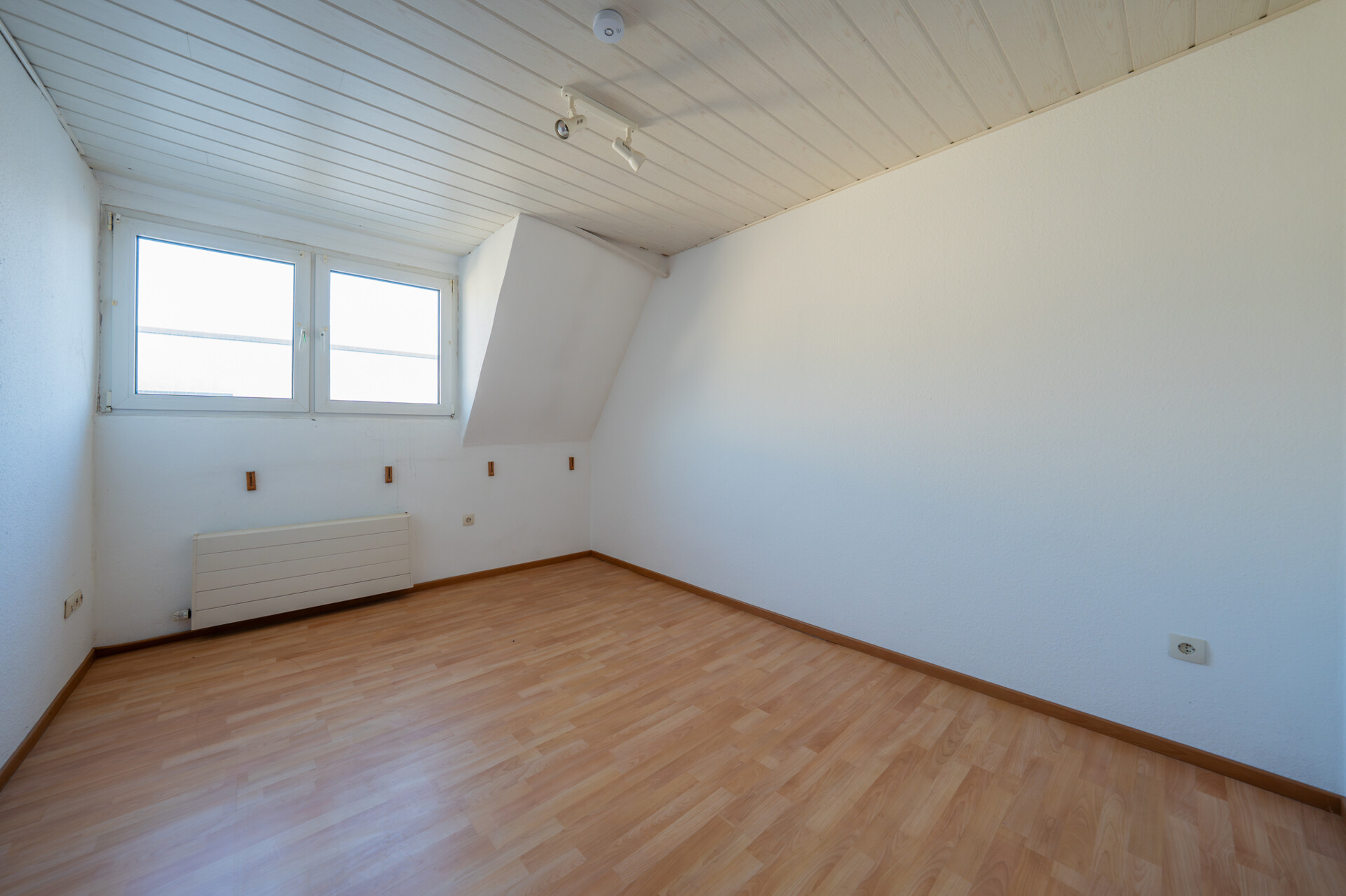 Zimmer 2 OG