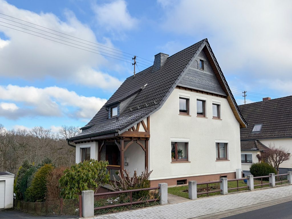 Straßenansicht