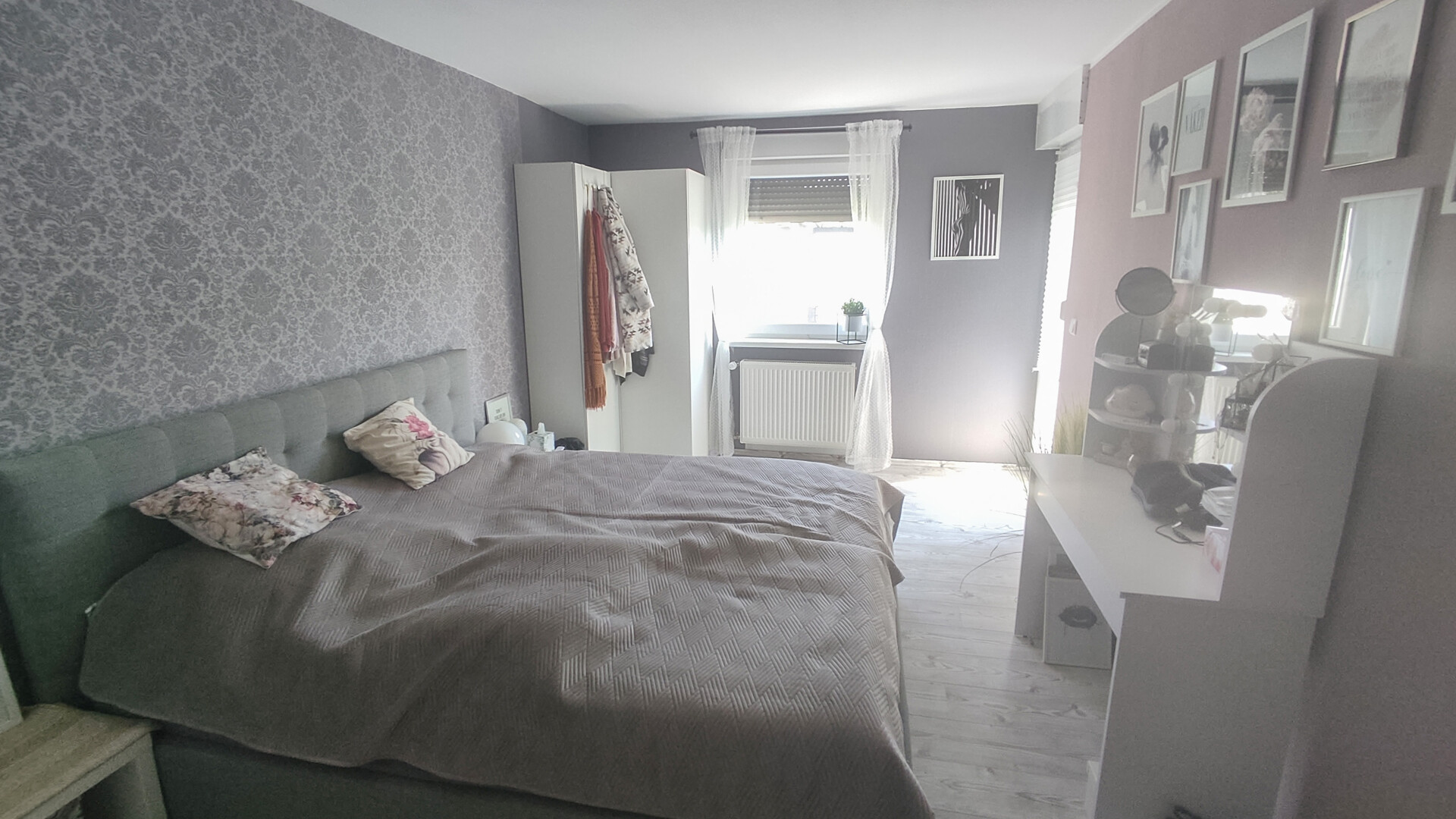 Schlafzimmer UG