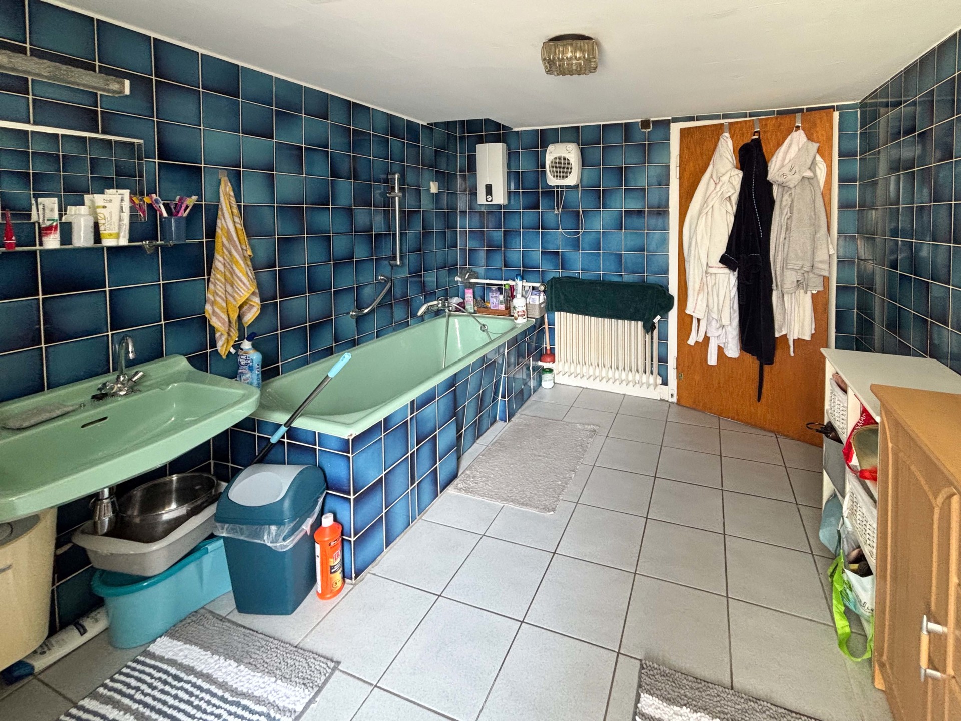 Bad Wohnung 1. OG