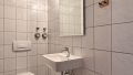 separates WC