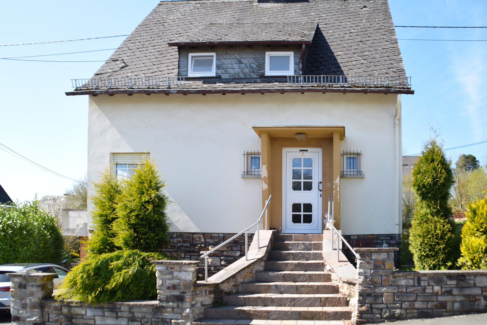 Straßenansicht