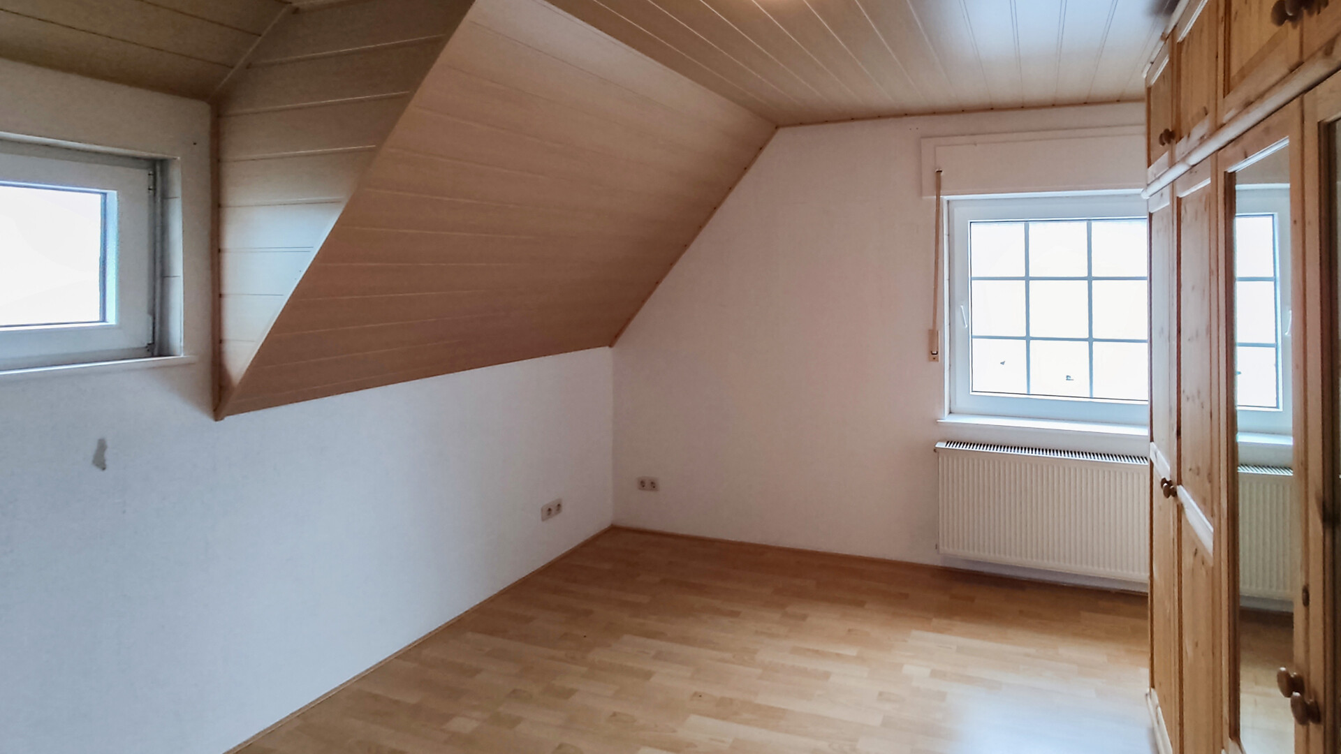 Schlafzimmer OG
