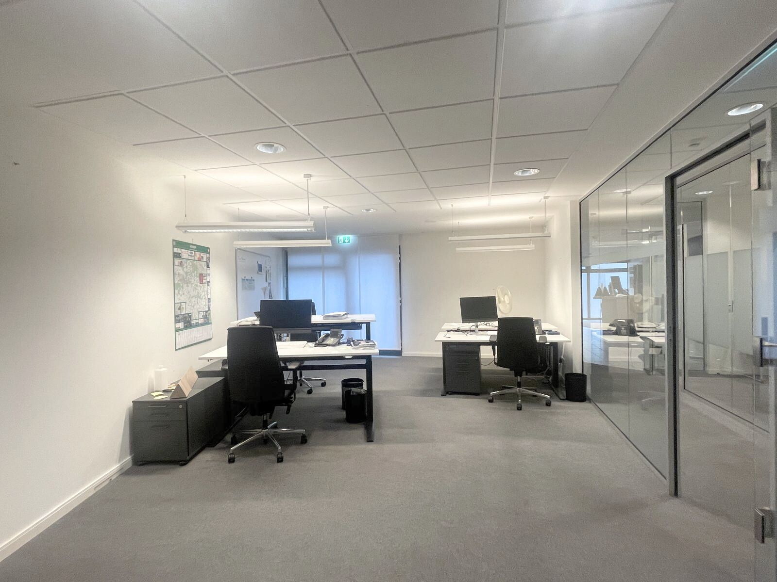großes Büro