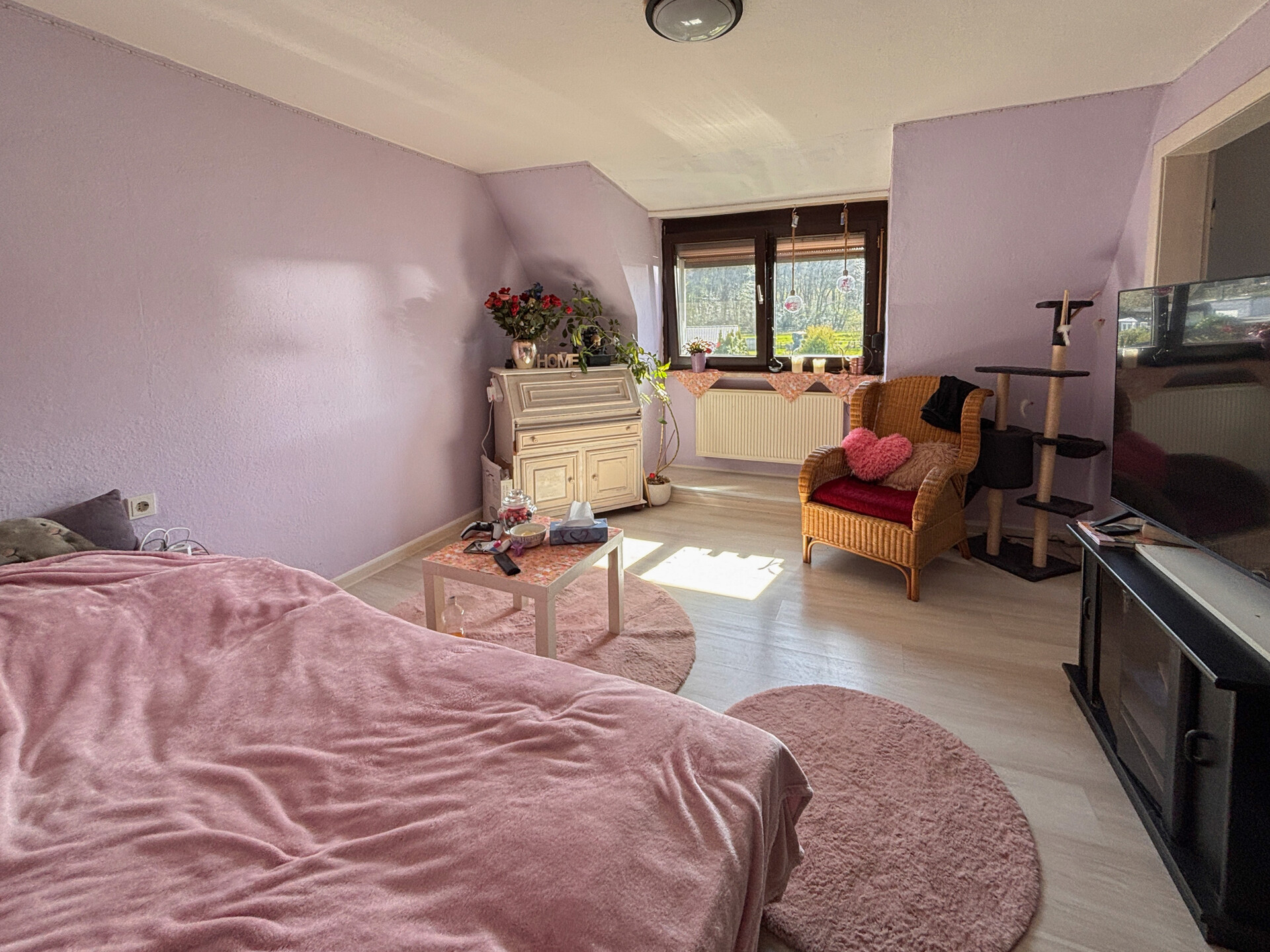 Durchgangszimmer DG
