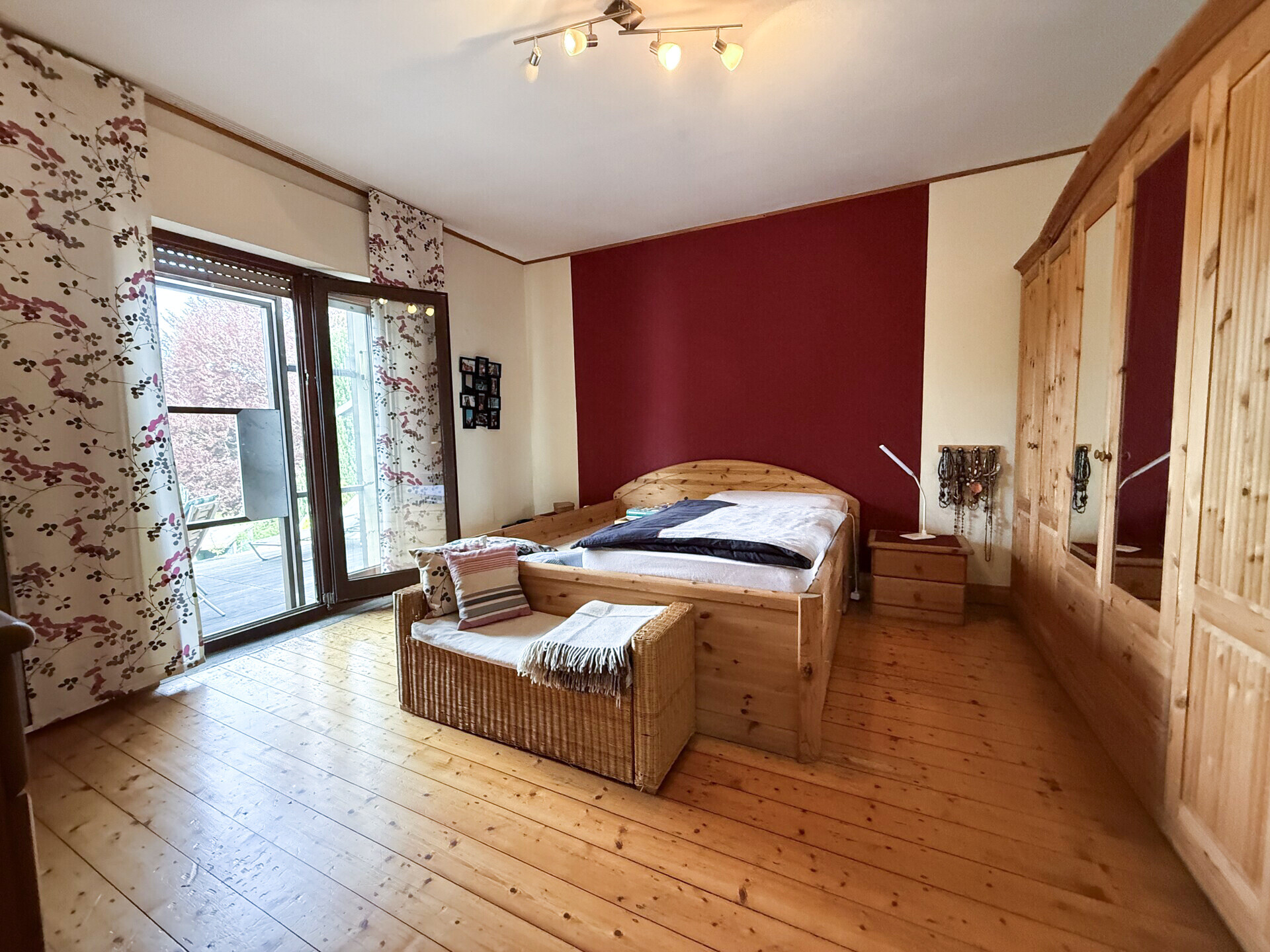 Schlafzimmer OG