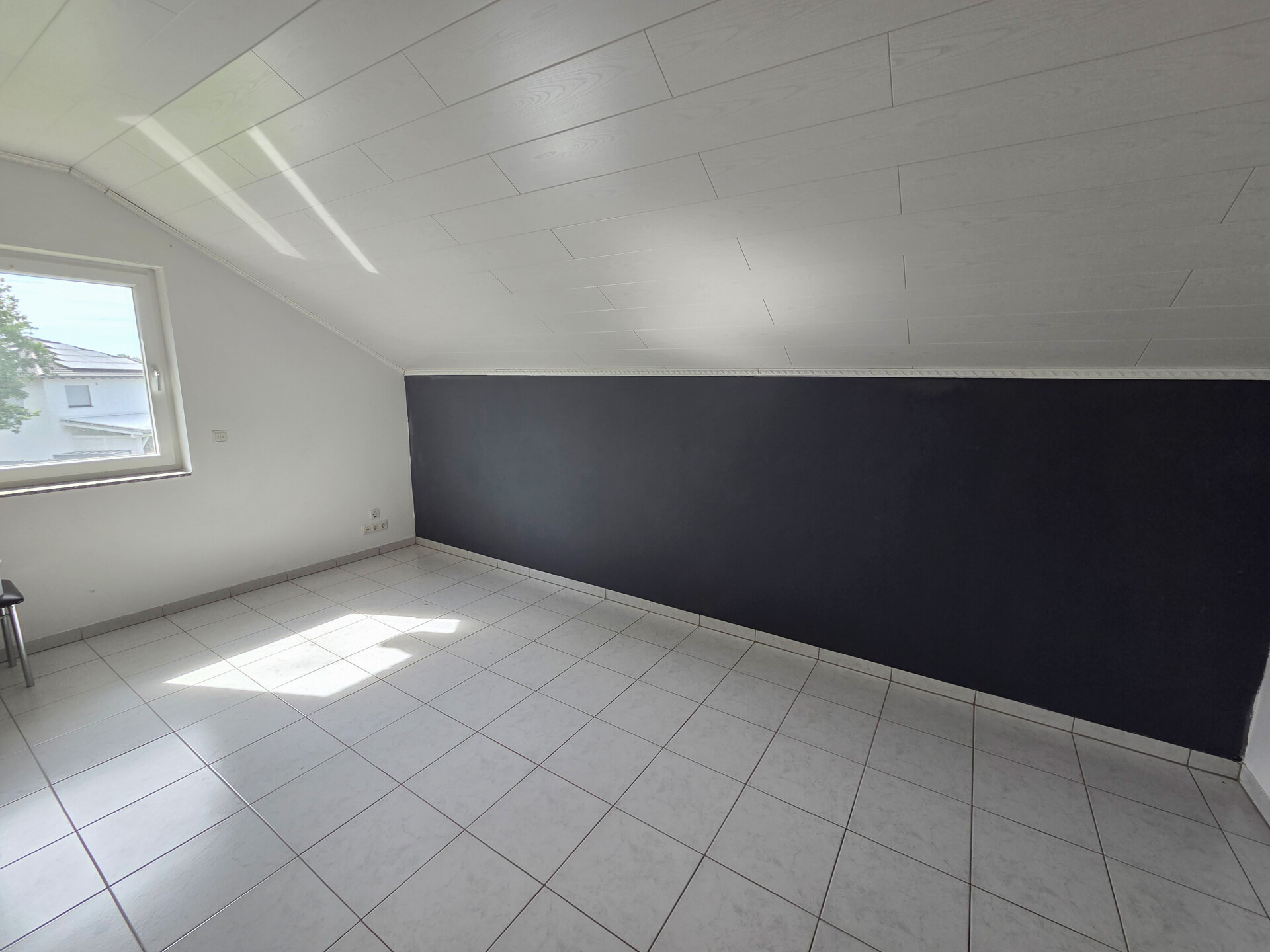 Schlafzimmer 1 DG