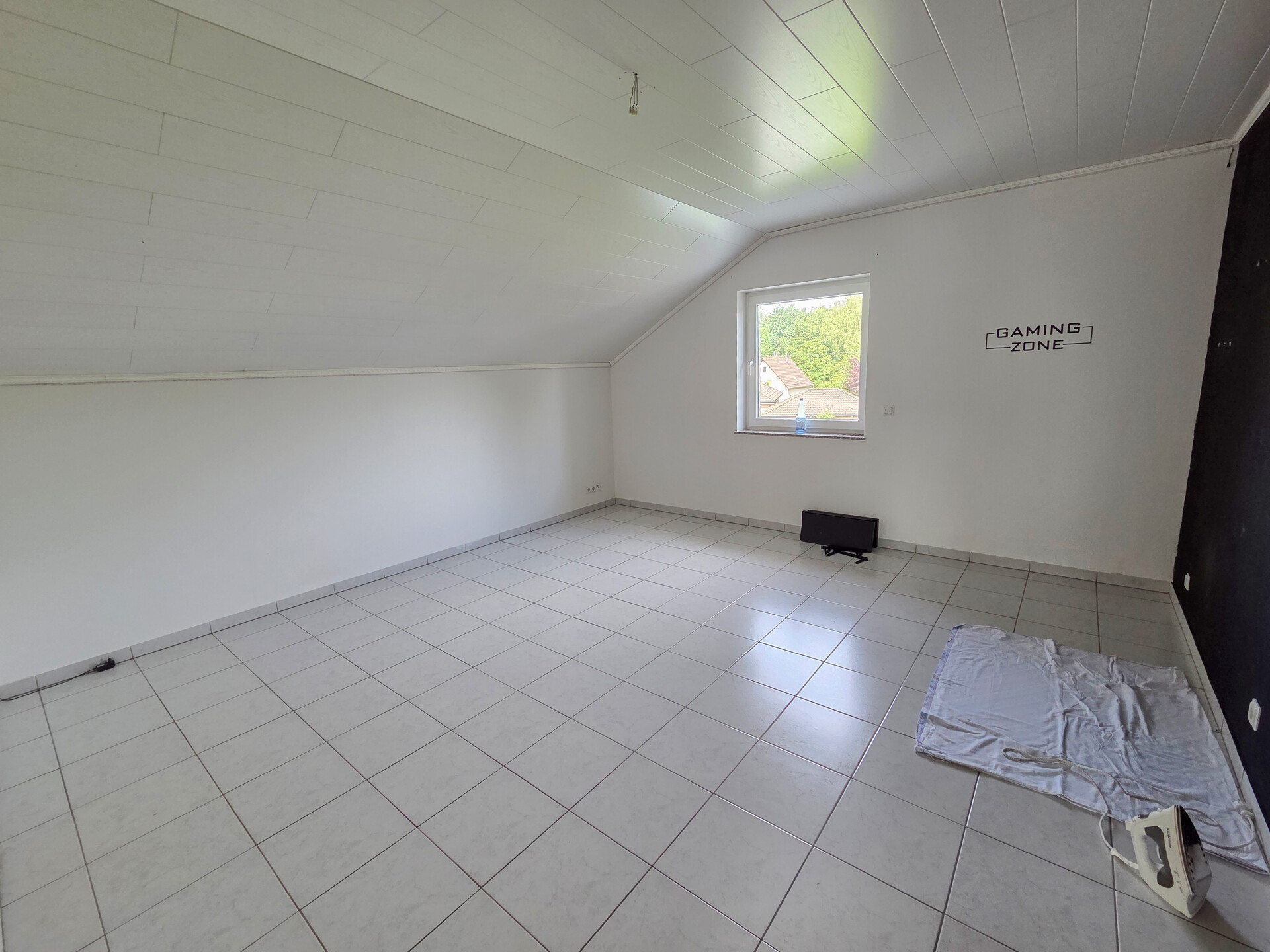 Schlafzimmer 2 DG