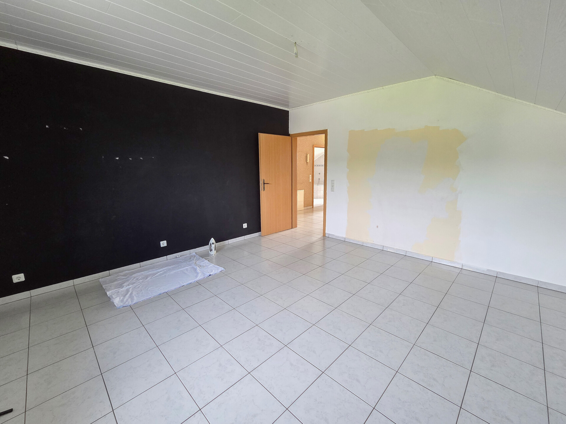 Schlafzimmer 2 DG