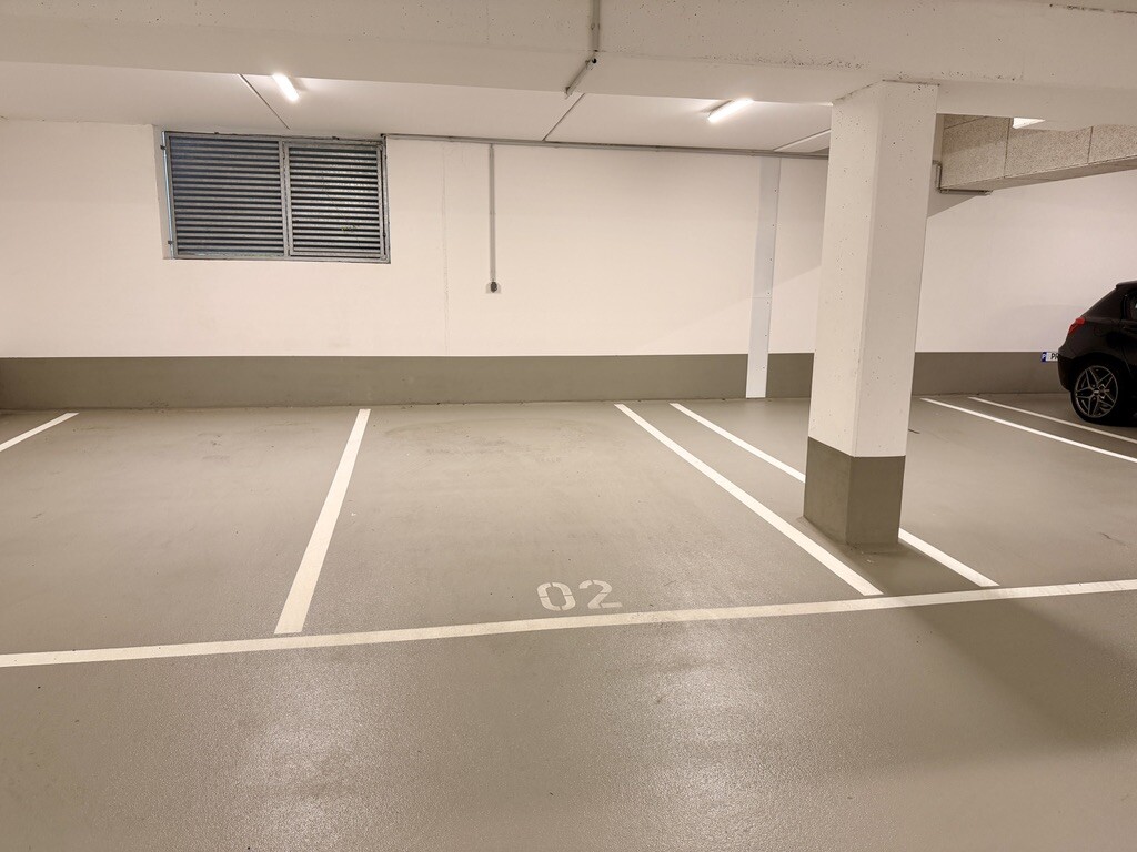 TG zzgl. EUR 200,00