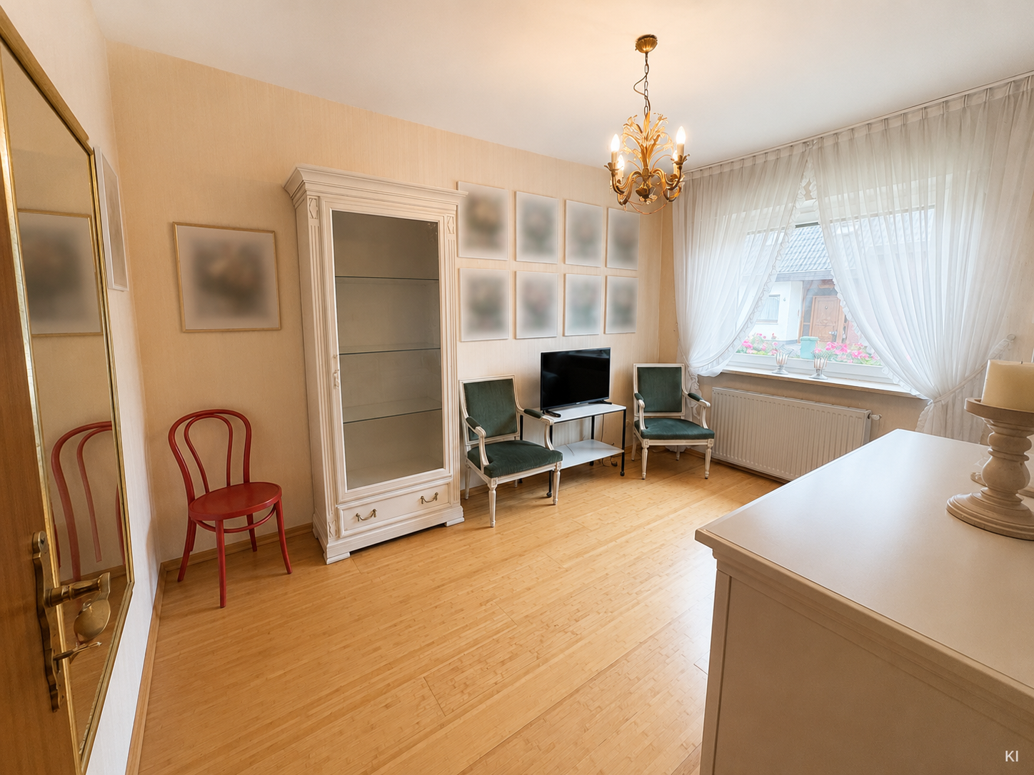 Arbeitszimmer ( EG )