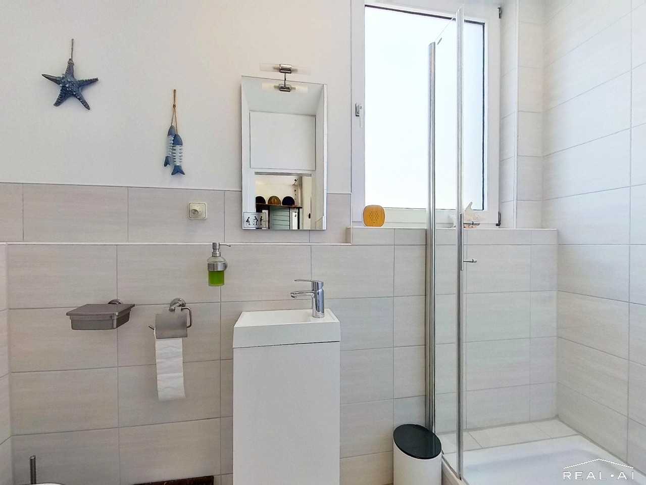 G-WC mit Dusche