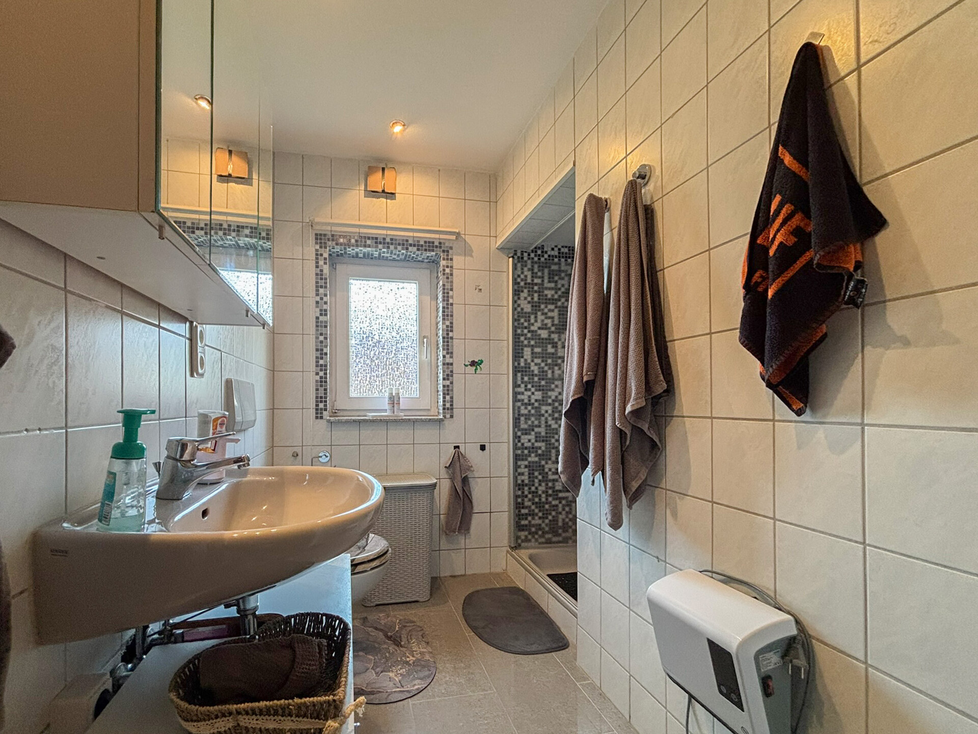 Badezimmer EG