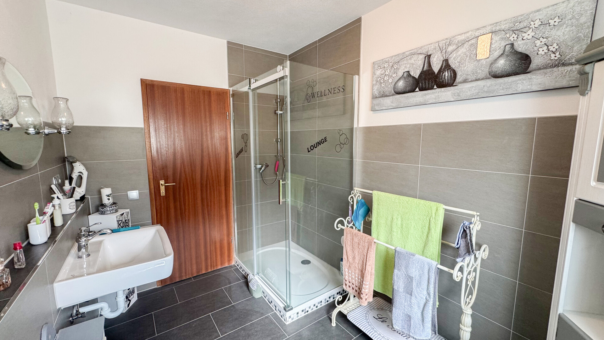 Tageslichtbad mit Dusche