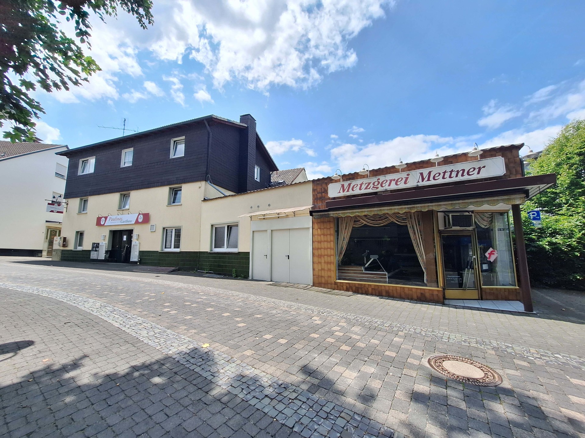Straßenansicht