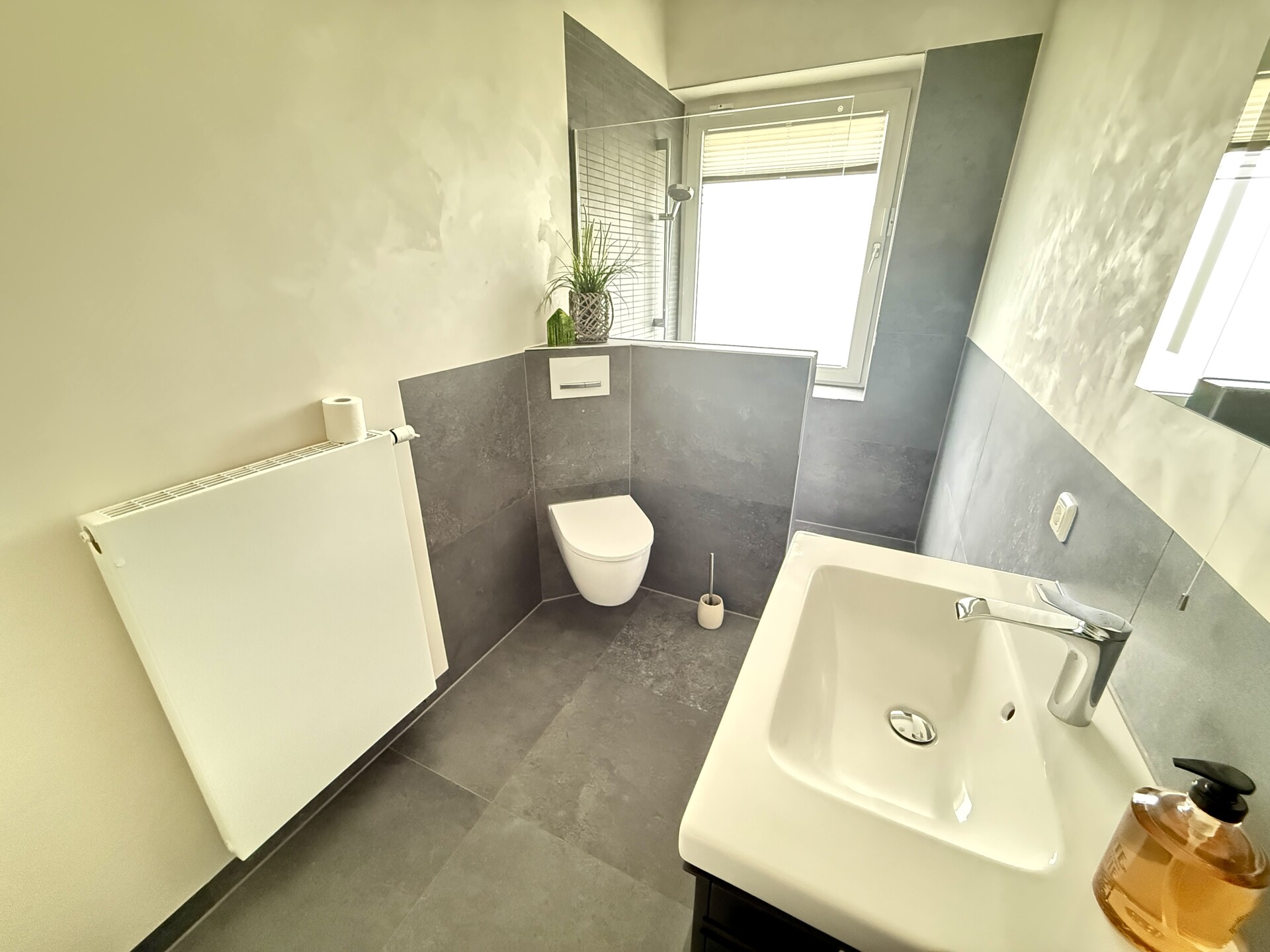 Badezimmer EG