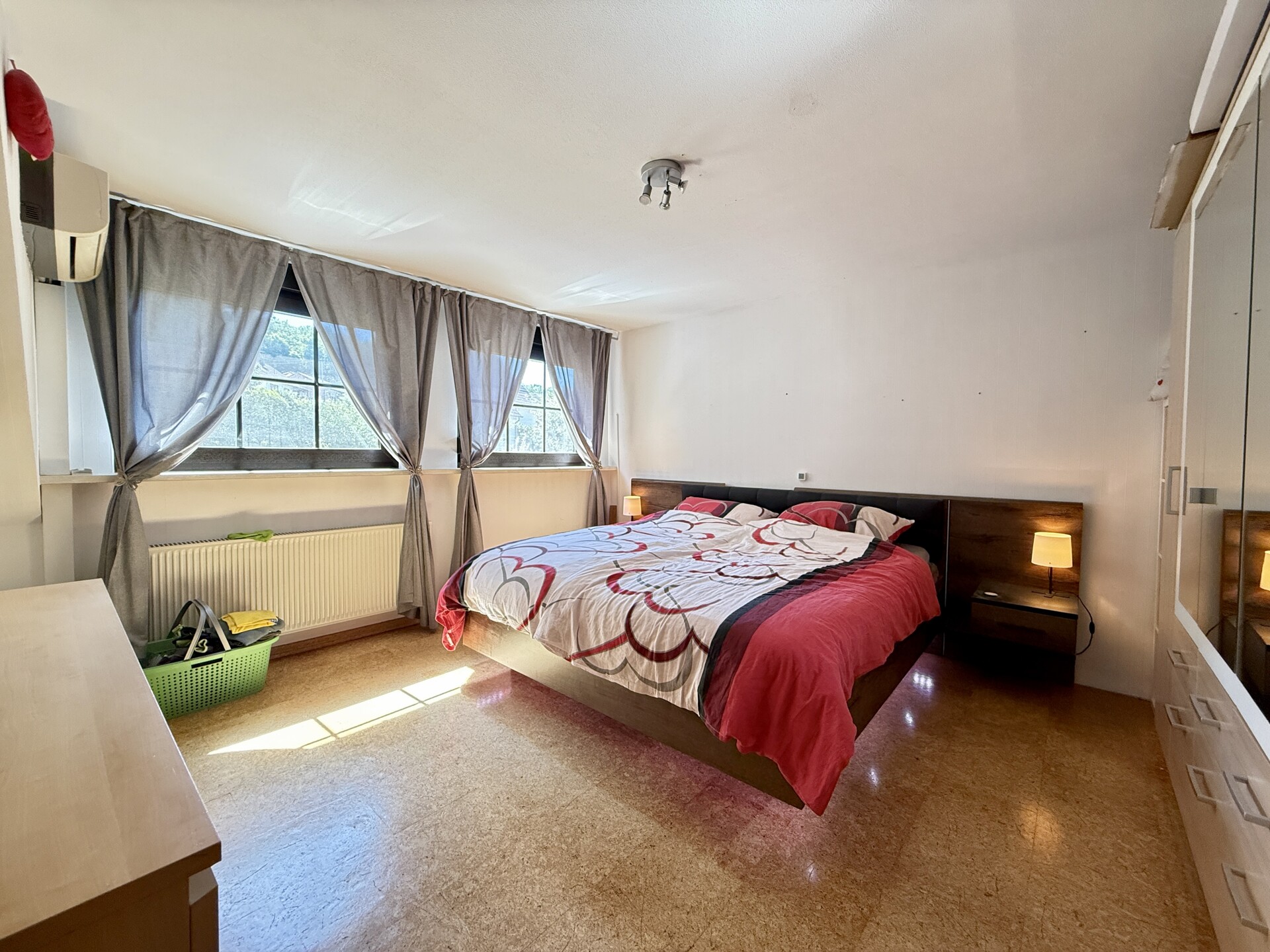 Schlafzimmer DG