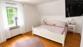 Erstes Schlafzimmer mit...