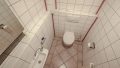 Damen-WC Untergeschoss