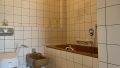 Bad mit Wanne und Bidet (EG)