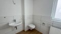 Tageslichtbad mit Dusche EG Wohnhaus Nr. 11