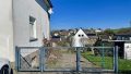 Zufahrt hinter das Haus